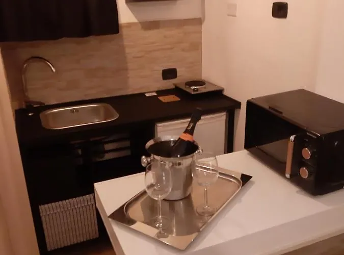 Scalinata Vernazza Little House Апартаменты